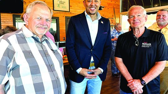 T. W. Shannon Brings Campaign Message To Davis Gathering