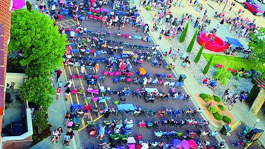 Thousands Gather To Celebrate Independence Day