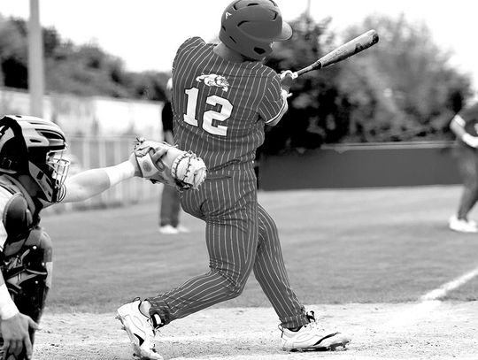 Bulldogs Battle Through Grueling Week, Reach 25 Wins Before Tuttle Setback