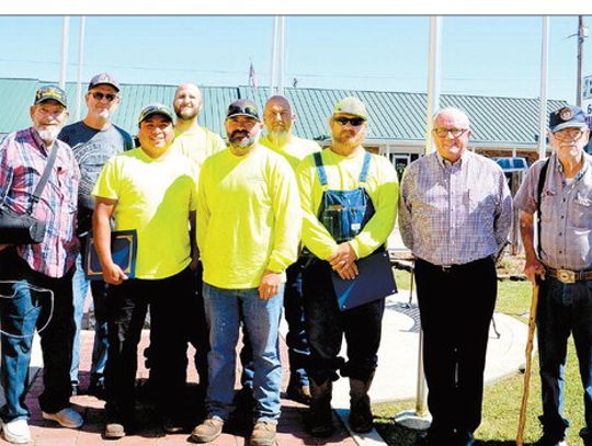 City Workers Commended For Effort At Veterans Park