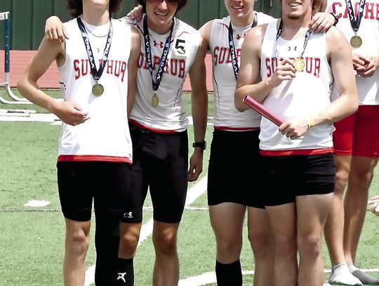 Dog’s 4th In State Class 4A Track Meet