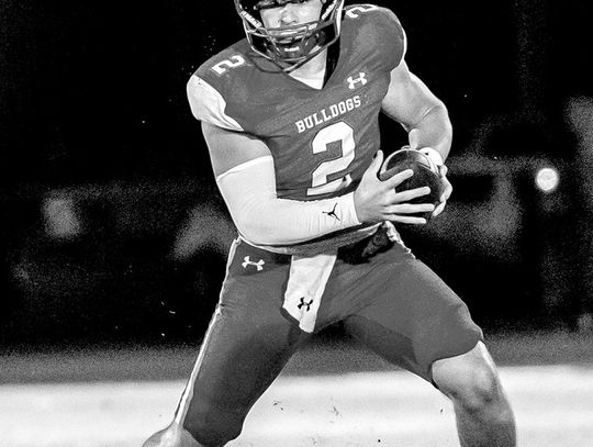 Dogs Face 10-1 Holland Hall In Friday’s Elite Eight Match-up