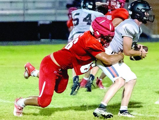 Dogs Scrimmage At Lindsay, Prep For Final Tuneup At Plainview Thursday