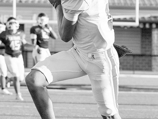 Dogs, Warriors Renew Rivalry In Highly Anticipated Season Opener