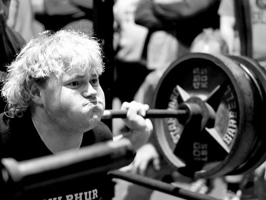 Dogs Win Historic 9th Straight Lifting Title