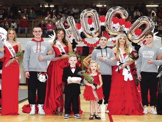 Jolee Thomas Crowned SHS Wrestling Queen