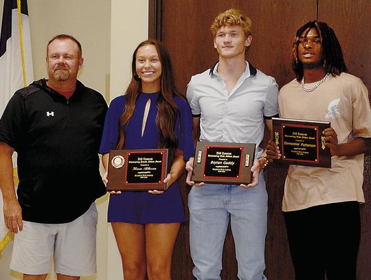 Outstanding SHS Athletes Honored At Annual Event