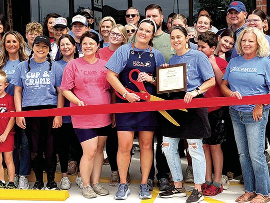 Ribbon Cutting Ceremonies Held For Two Sulphur Businesses