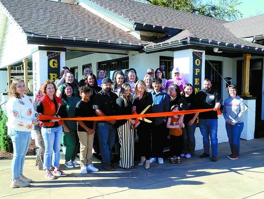 Salon Holds Grand Opening Ceremony