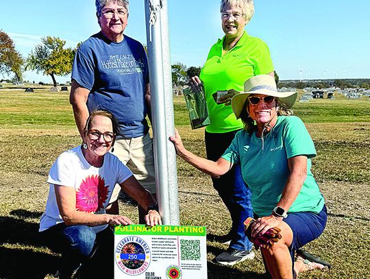 Sorosis Club Honors Veterans Who Made The Ultimate Sacrifice In Cemetery Flower Planting