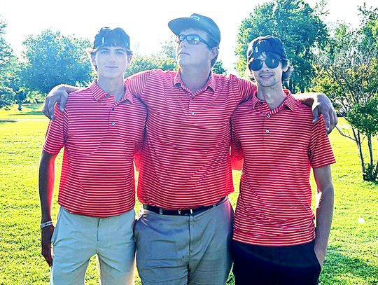 Sulphur Golf Teams Close Out Post Season Play