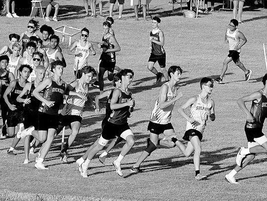 Sulphur Runners Get Early Test At Dickson