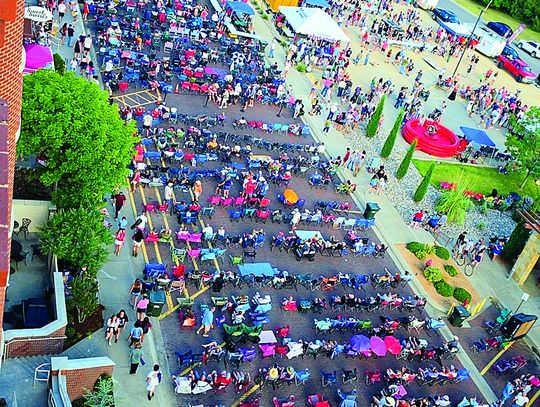 Thousands Gather To Celebrate Independence Day