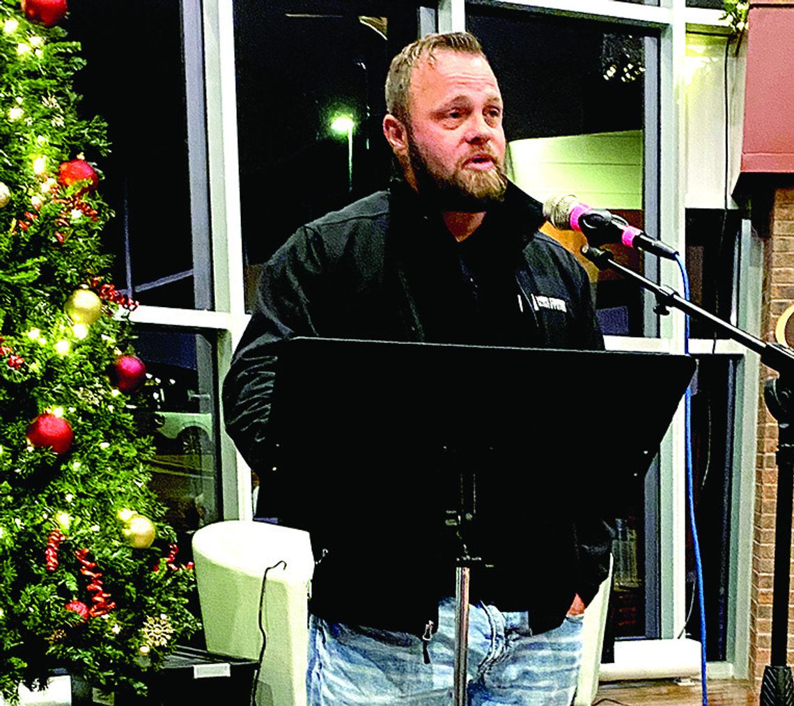 28th Annual Avenue Of Angels Lightning Ceremony Held Here 28th Annual Avenue Of Angels Lightning Ceremony Held Here