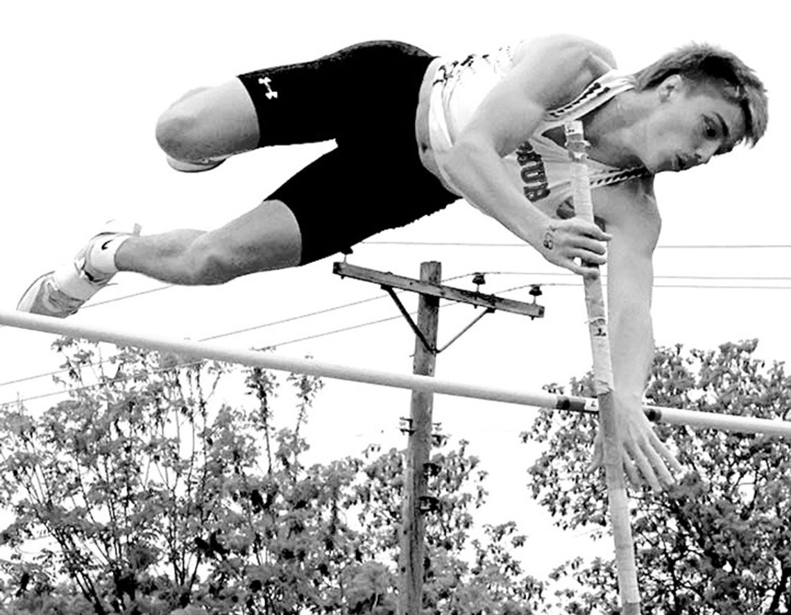 Boys 2nd, Girls 4th In LCC Meet; Teams Prep For Regionals Saturday