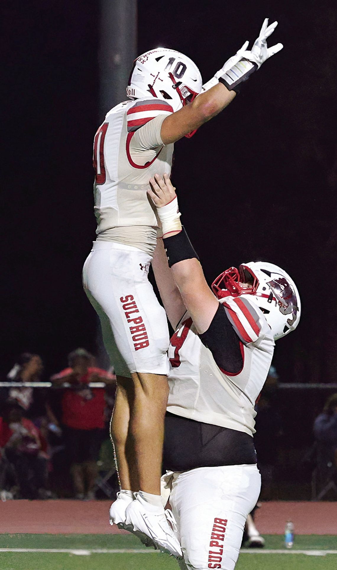 Bulldogs Celebrate Big Road Win; Prep For LG On Thursday