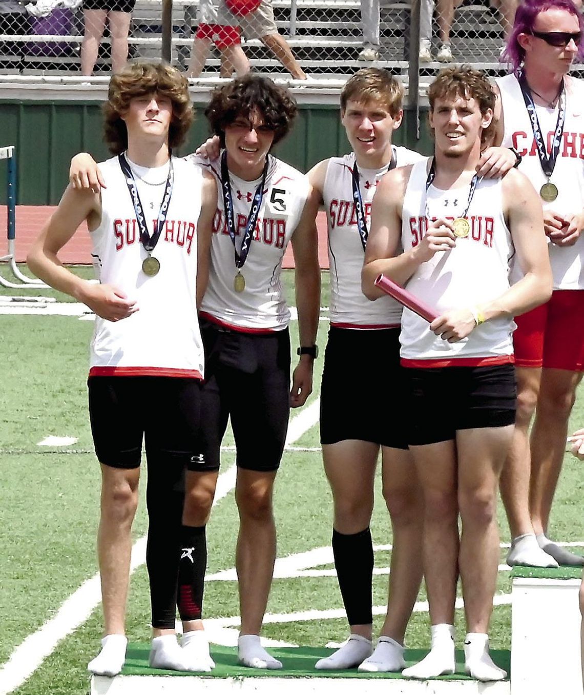 Dog’s 4th In State Class 4A Track Meet