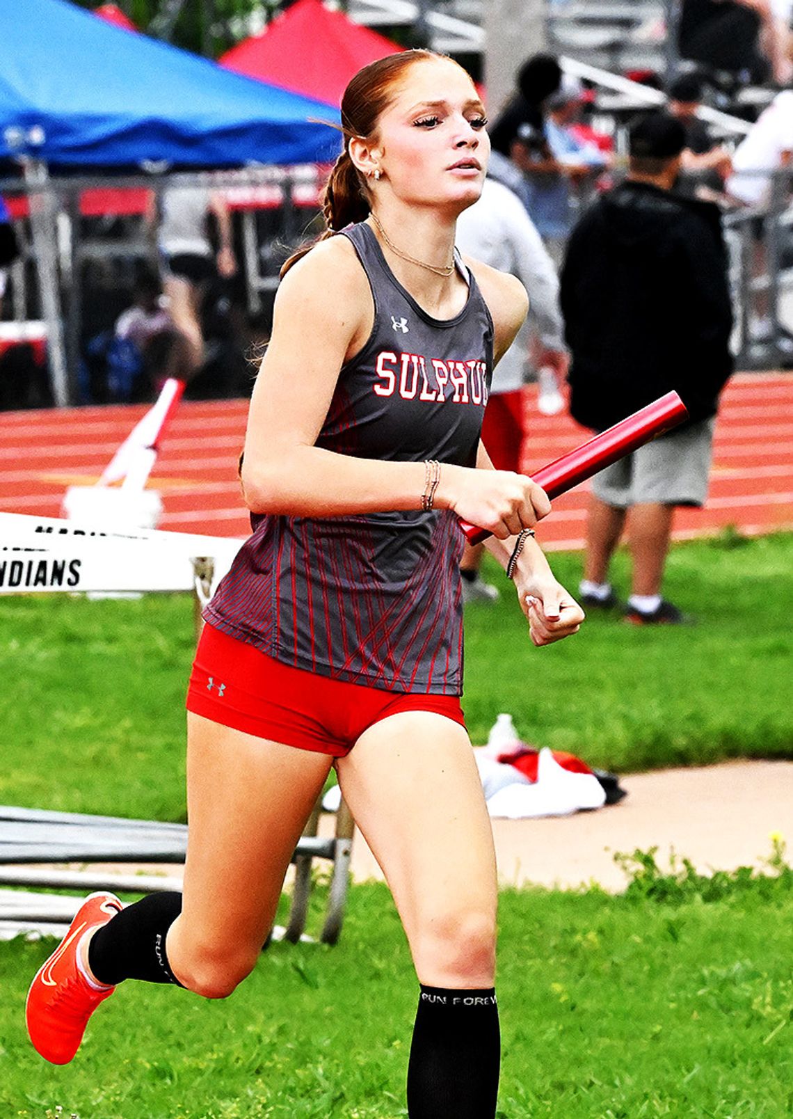 Dogs 2nd, Lady Dogs 4th In LCC Track Meet