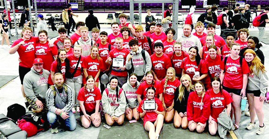 Dogs Win 1st, Lady Dogs 2nd In Lifting Meet 