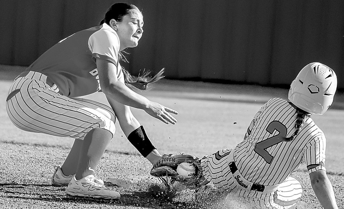 Girls Get Big 5th Inning To Roll Past Atoka, 8-2