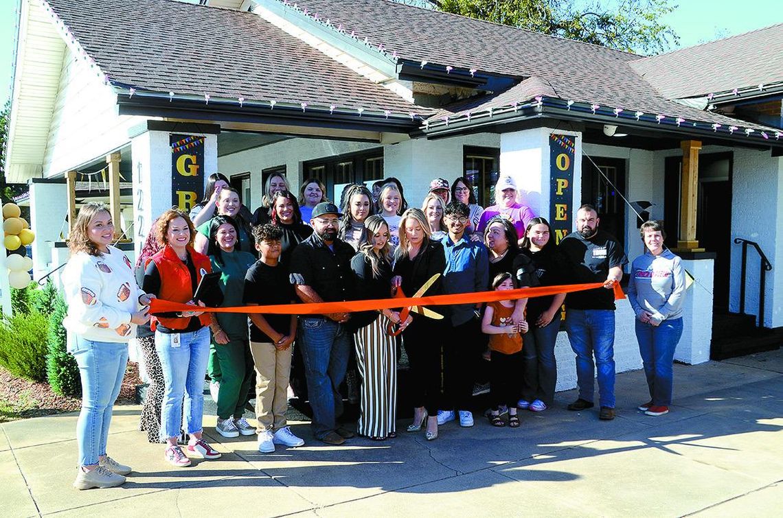 Salon Holds Grand Opening Ceremony