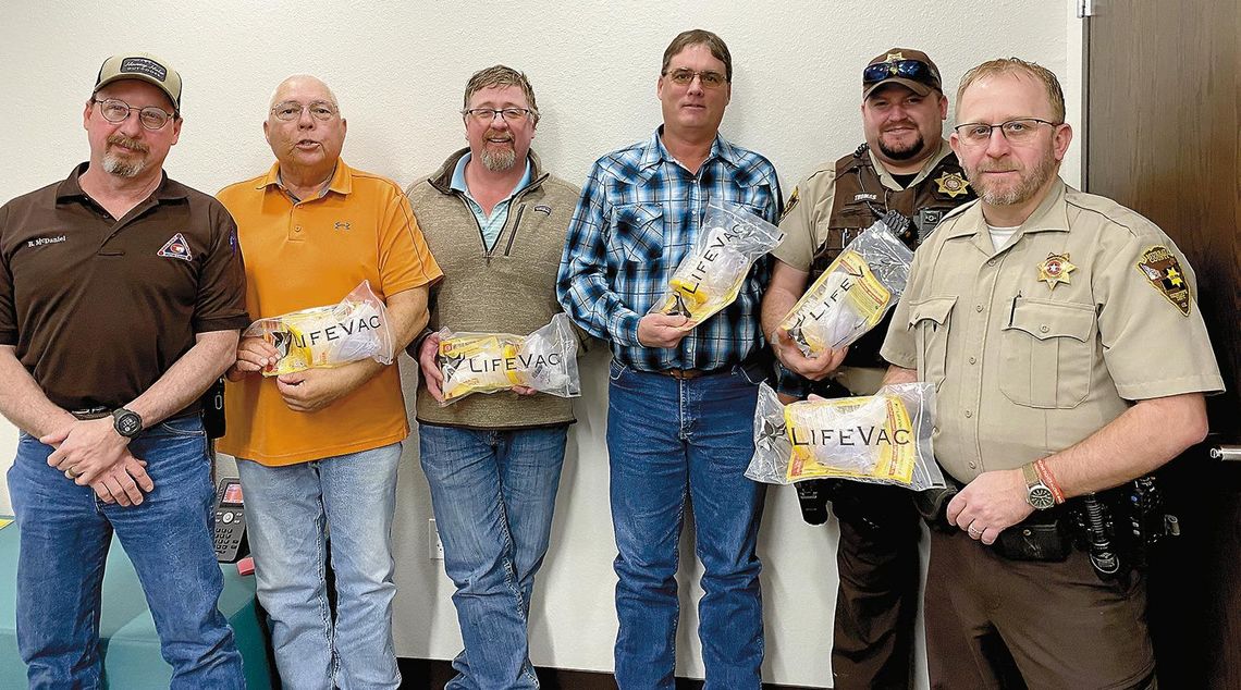 Sheriff’s Office Presented Life-Saving Devices