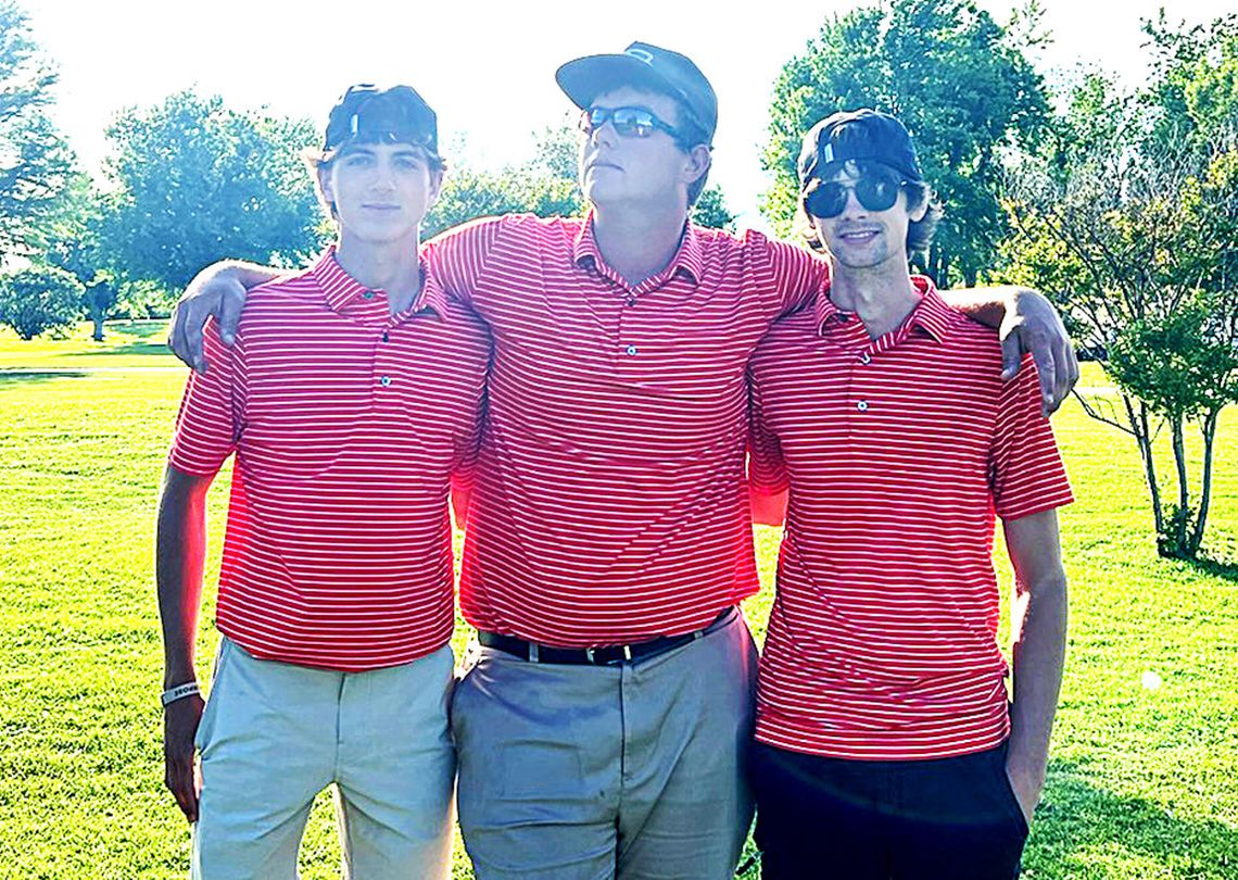 Sulphur Golf Teams Close Out Post Season Play